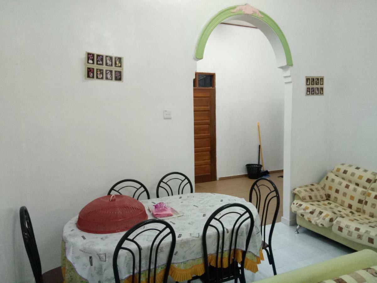 Aiman Homestay 马江 外观 照片